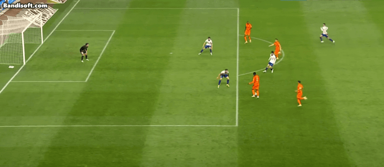 山东泰山客场惨败云南玉昆 红牌谢文能成关键转