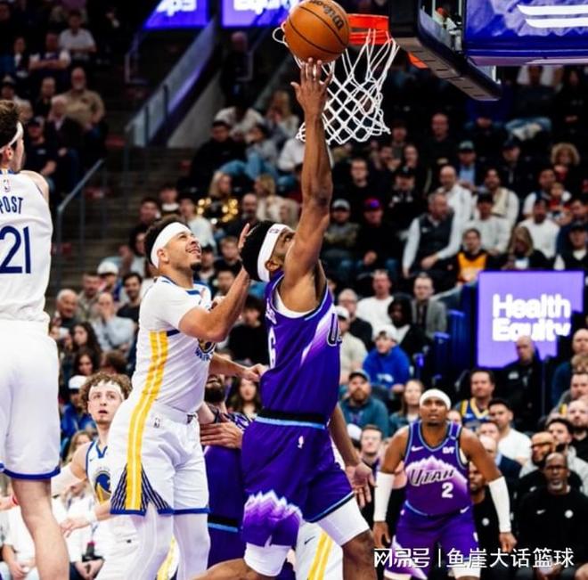 爵士主场力克勇士，勇士关键失误致败