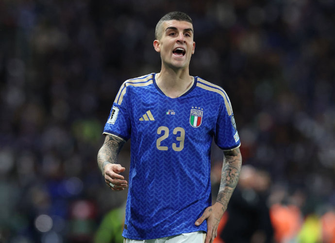 英超争冠战上演惊天逆转 曼城客场力克热刺夺魁